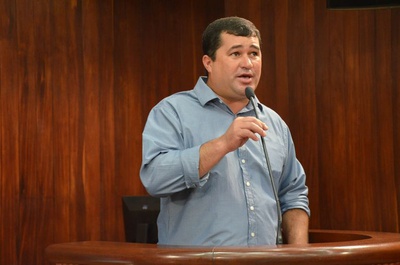 Marcos Bomba, suplente de Gastaldo, em sua primeira participação Marcos Bomba, suplente de Gastaldo, em sua primeira participação
