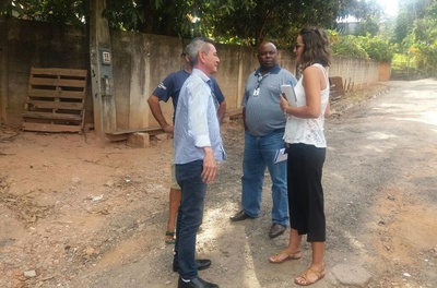 Diretora de Iluminação Pública visita Vila Marlene, Engordadouro e Parque Continental