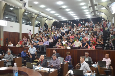 Presidente convoca audiência pública para quarta-feira