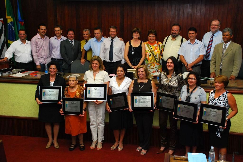 Todas as homenagens